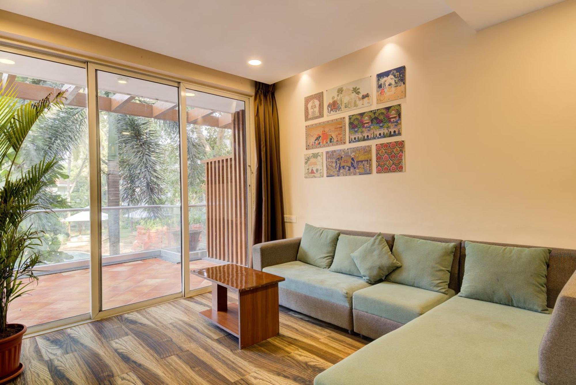 Eternal Wave By Happyinch Aparthotel Calangute Exterior photo