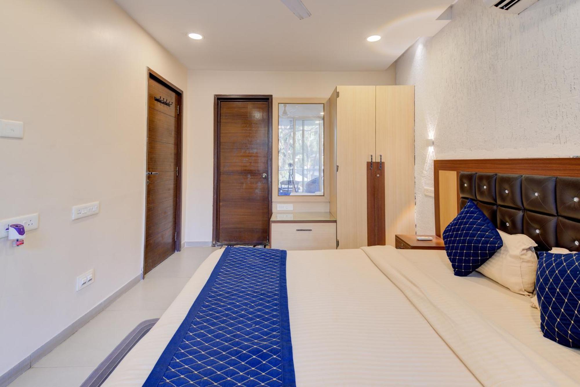 Eternal Wave By Happyinch Aparthotel Calangute Exterior photo