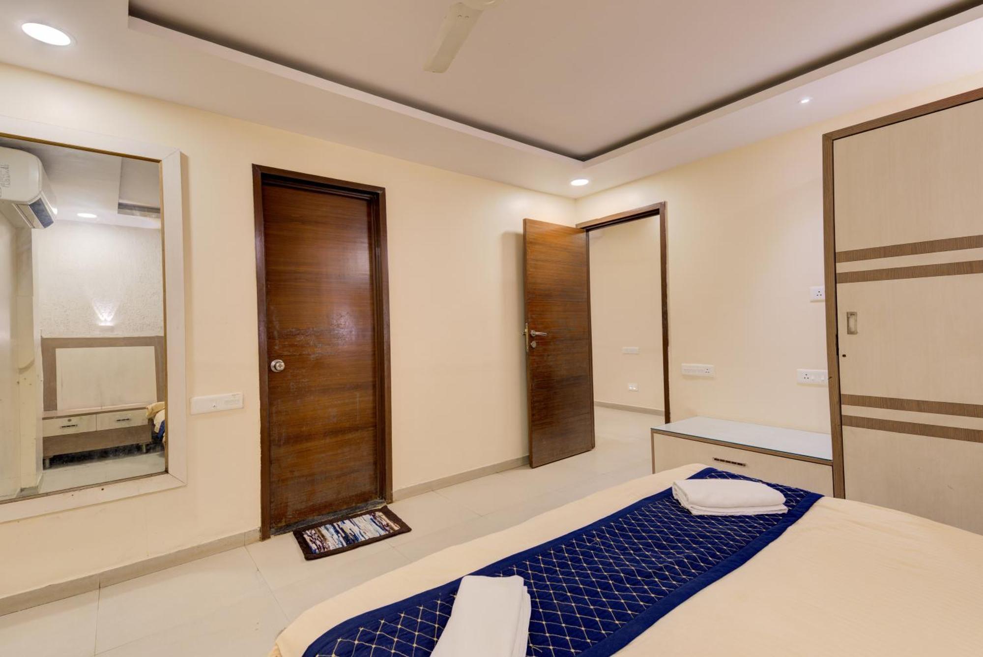 Eternal Wave By Happyinch Aparthotel Calangute Exterior photo